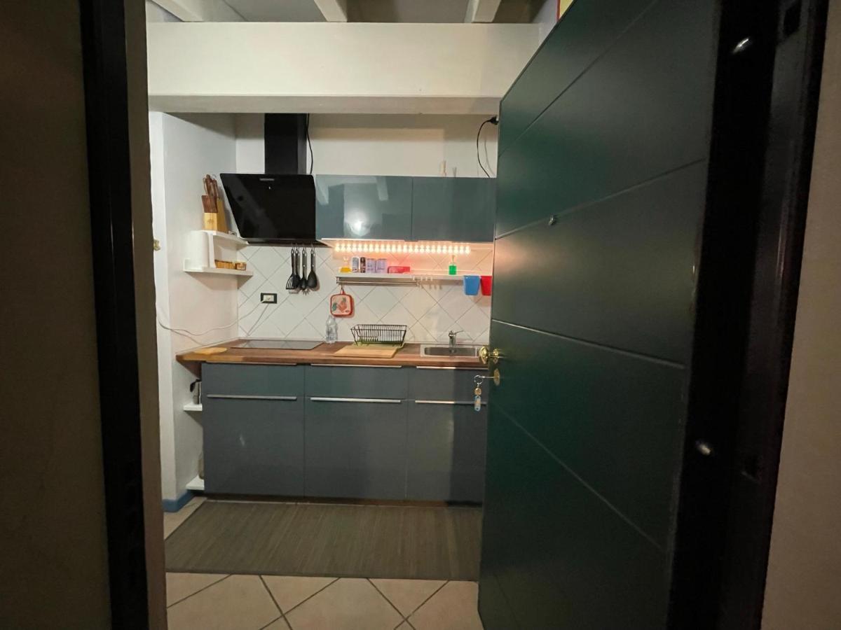 Appartement Mansardine Metropolitane à Brescia Extérieur photo