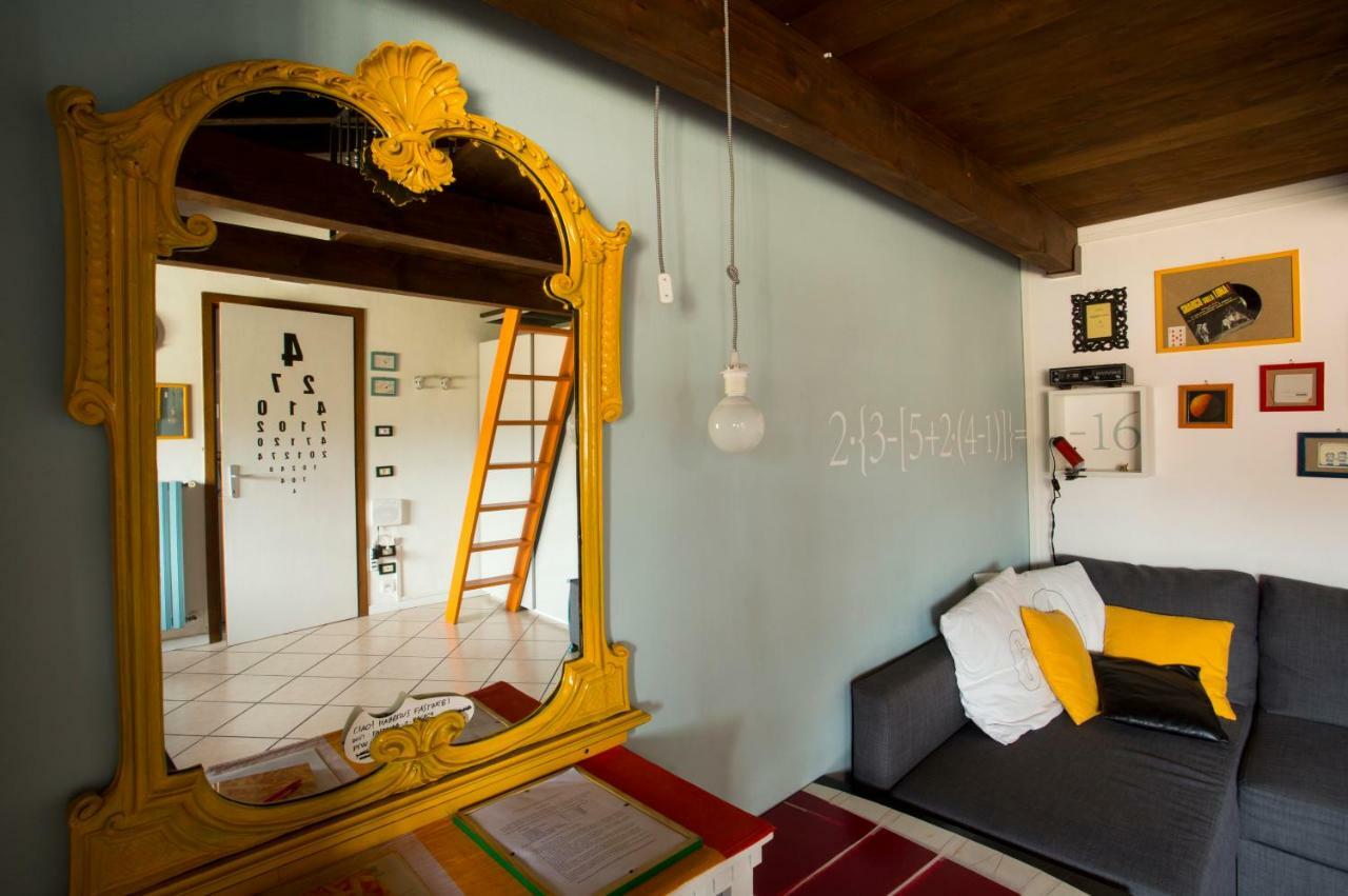 Appartement Mansardine Metropolitane à Brescia Extérieur photo