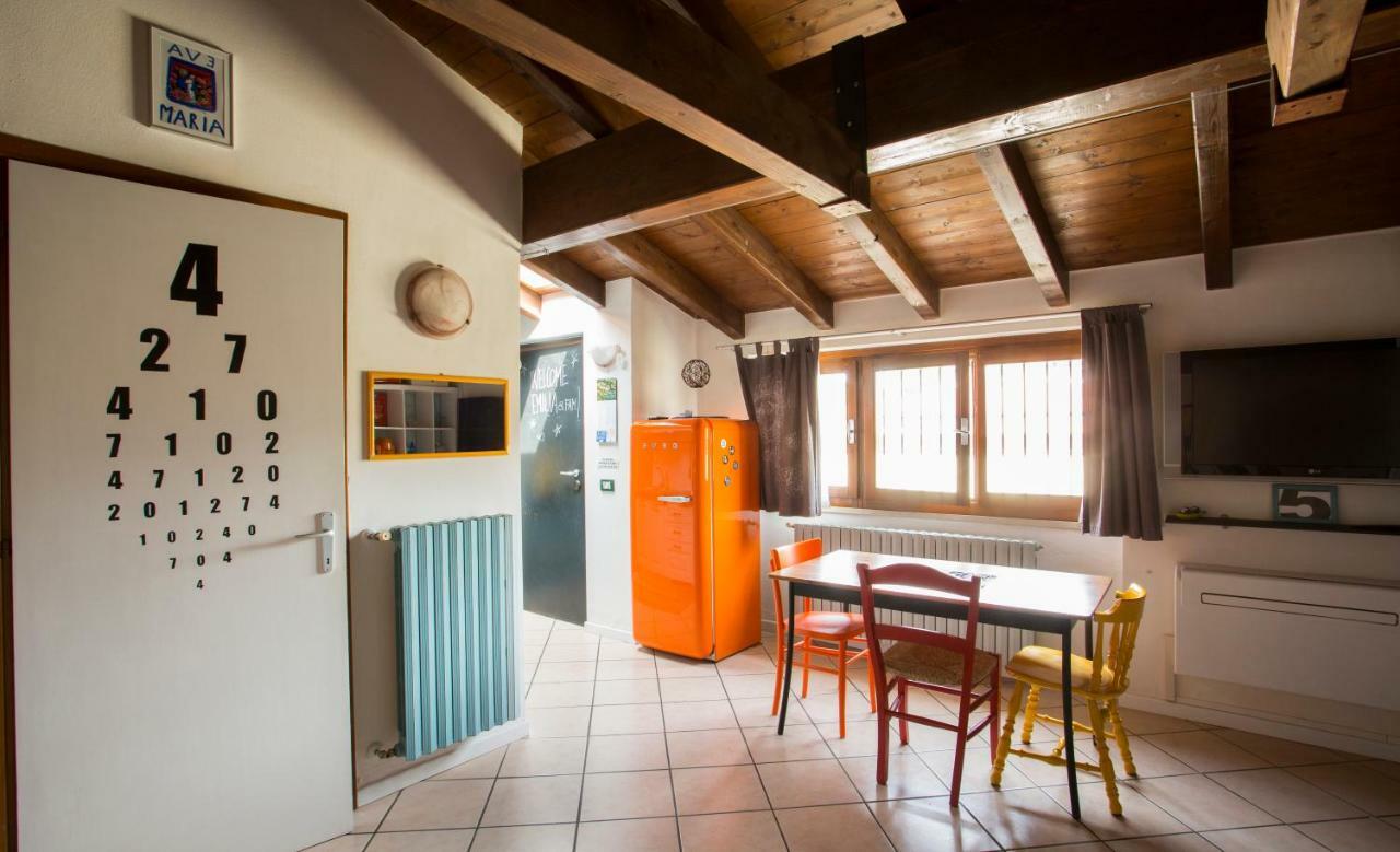 Appartement Mansardine Metropolitane à Brescia Extérieur photo