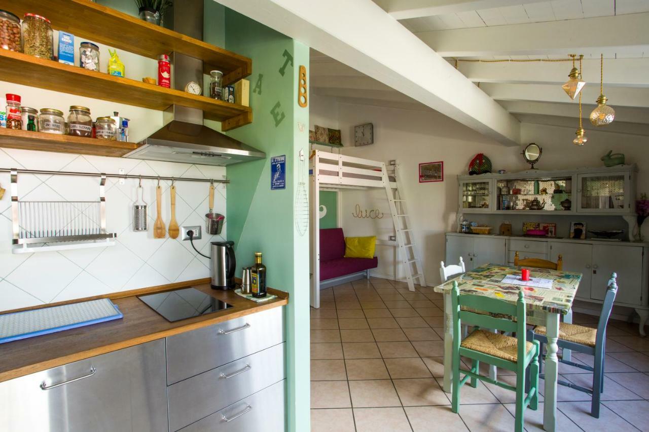 Appartement Mansardine Metropolitane à Brescia Extérieur photo