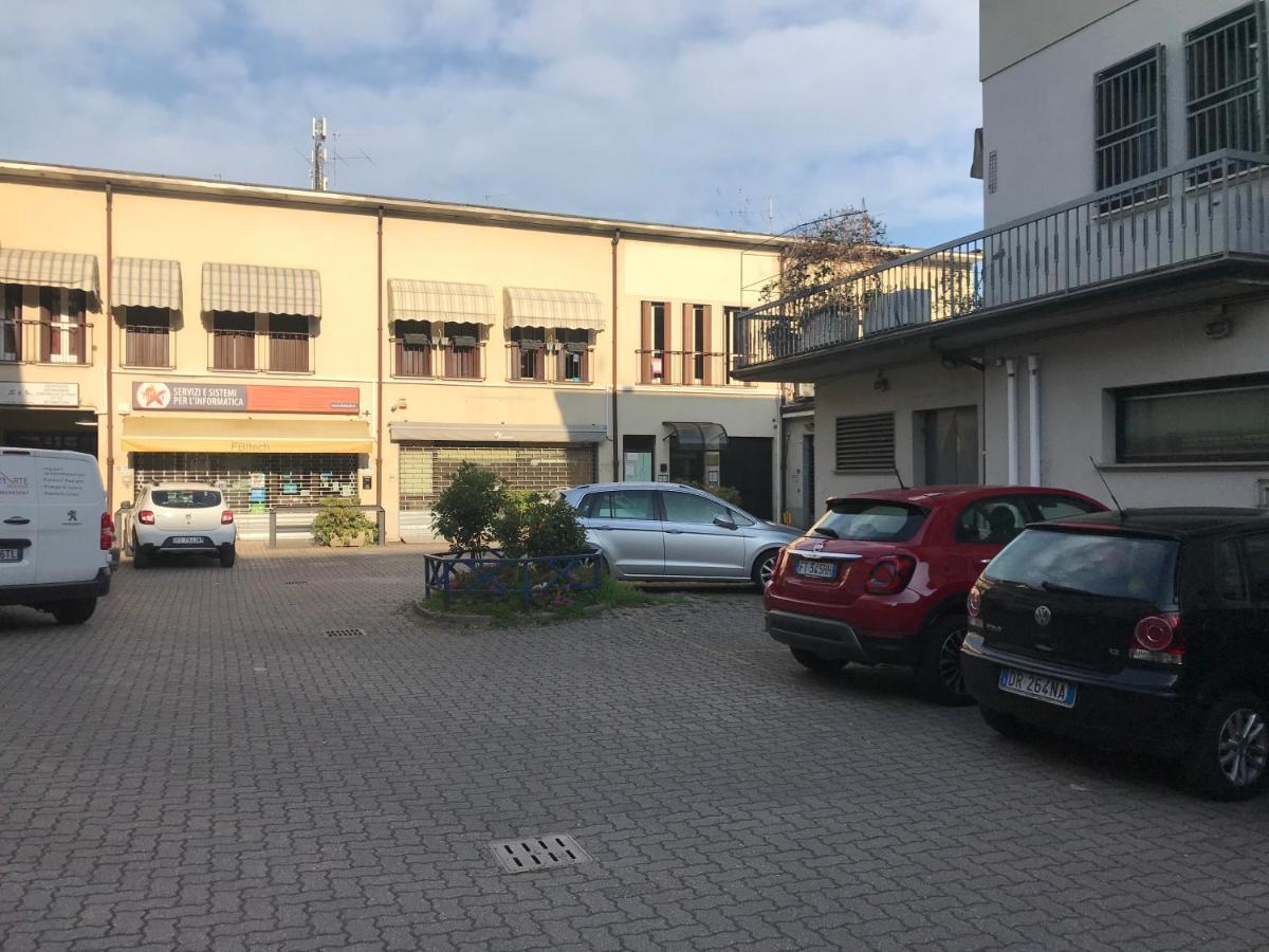 Appartement Mansardine Metropolitane à Brescia Extérieur photo